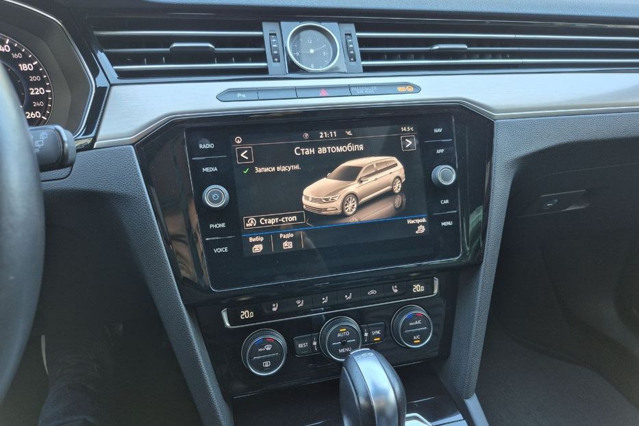 Продам Volkswagen Passat B8 Highline; 4x4; 190кс 2018 года в Киеве