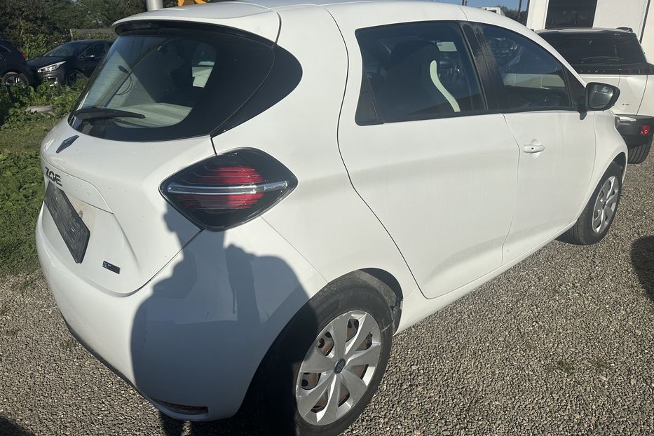 Продам Renault Zoe 51квт   2020 года в Львове