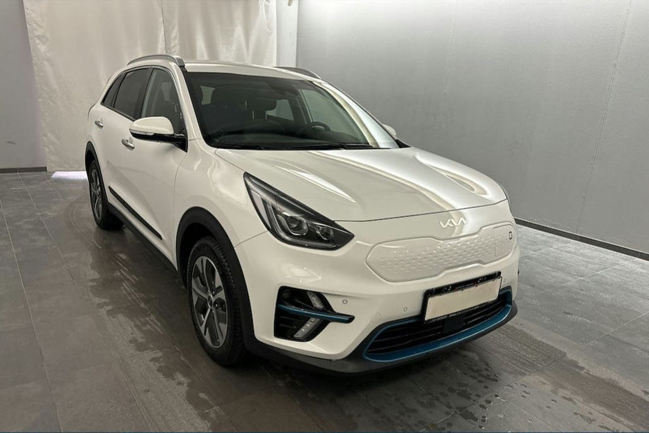 Продам Kia Niro 64 KW авто в дорозі  2022 года в Львове