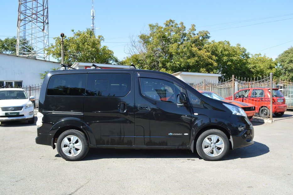 Продам Nissan e-NV200 2015 года в Одессе