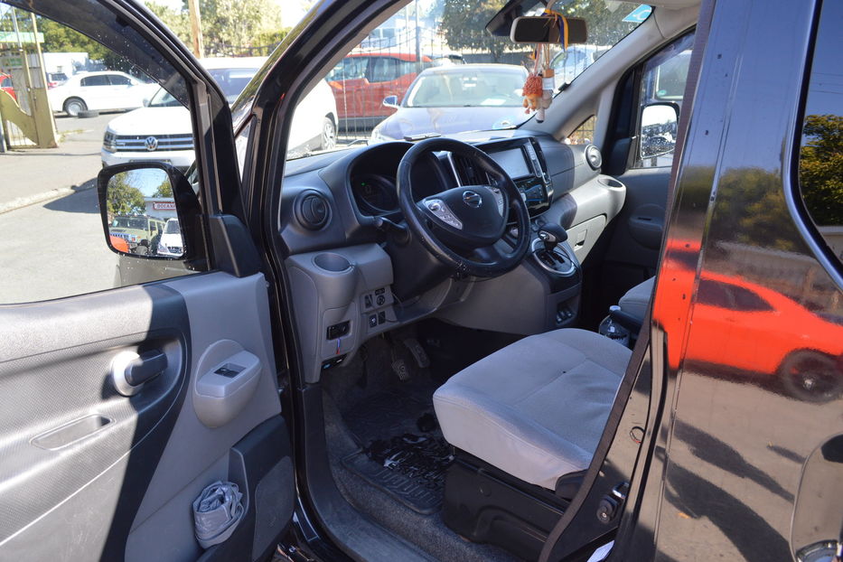 Продам Nissan e-NV200 2015 года в Одессе