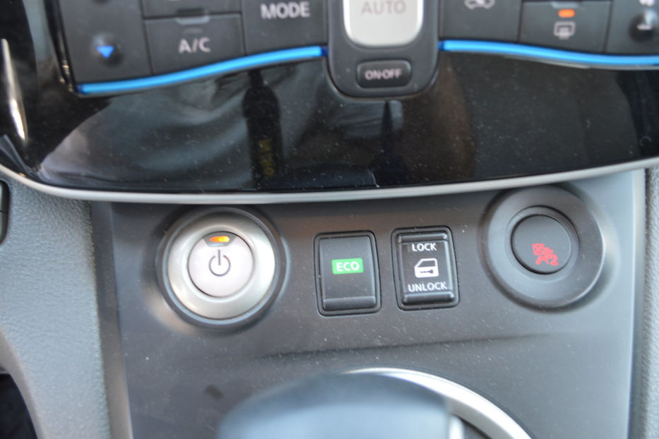 Продам Nissan e-NV200 2015 года в Одессе
