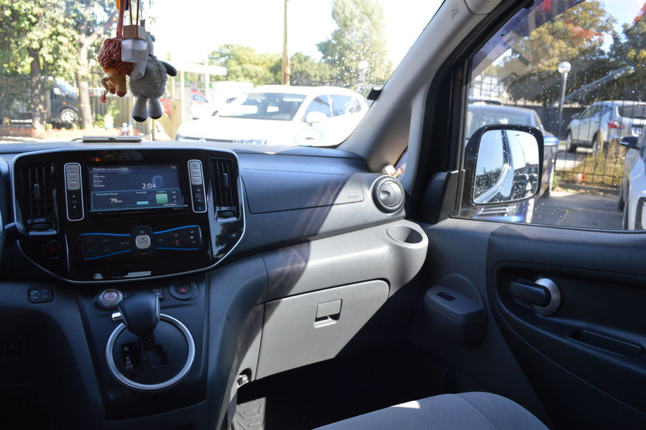 Продам Nissan e-NV200 2015 года в Одессе