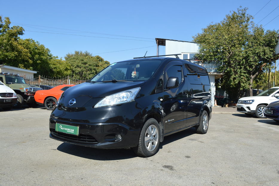 Продам Nissan e-NV200 2015 года в Одессе