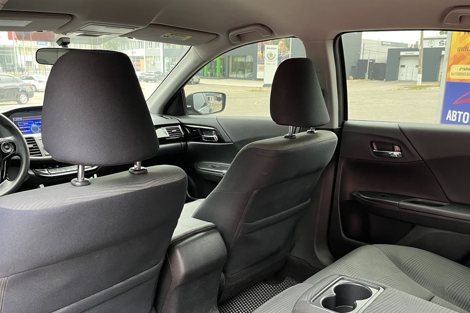 Продам Honda Accord LX 2017 года в Николаеве