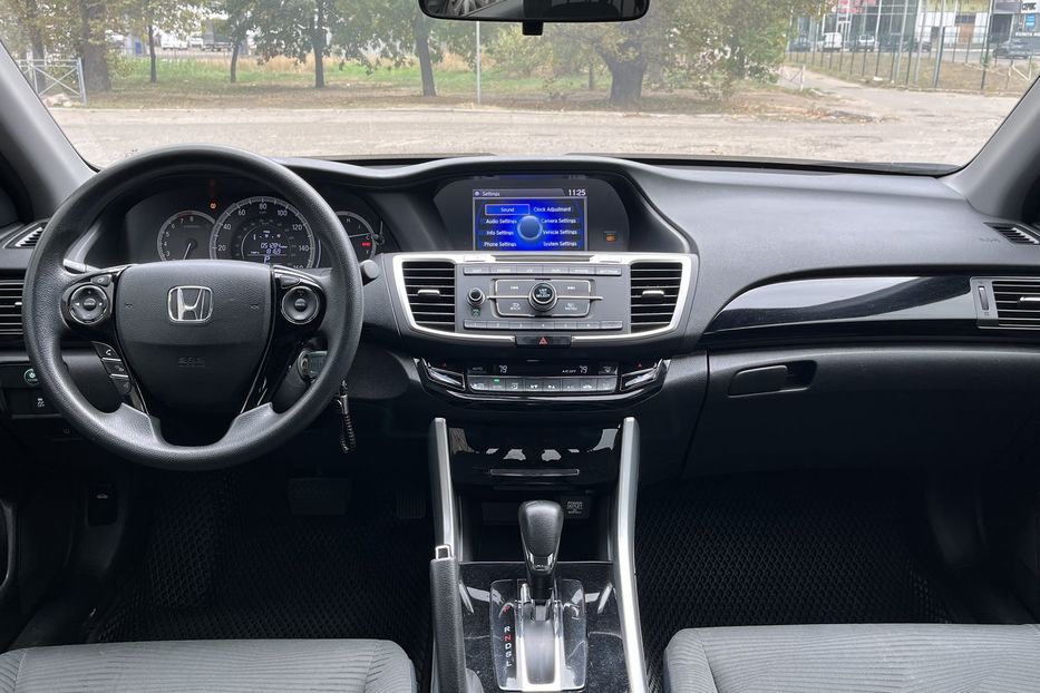 Продам Honda Accord LX 2017 года в Николаеве