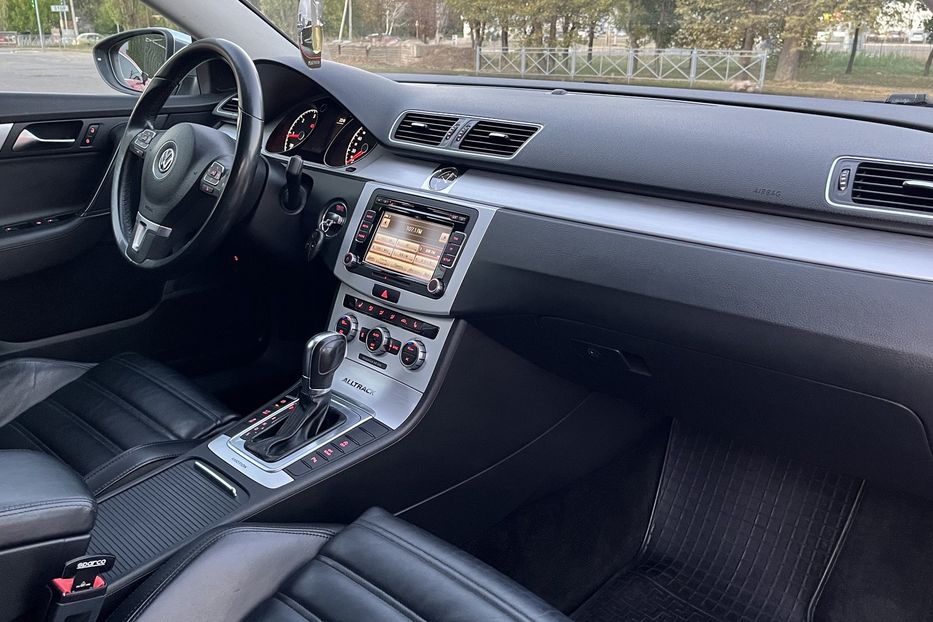 Продам Volkswagen Passat Alltrack Full 2012 года в Николаеве