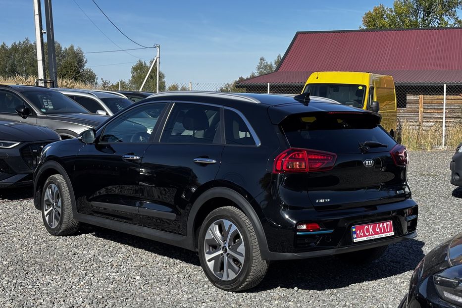 Продам Kia Niro 64 кВт авто у Львові 2021 года в Львове