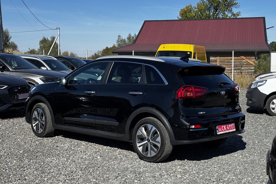 Продам Kia Niro 64 кВт авто у Львові 2021 года в Львове