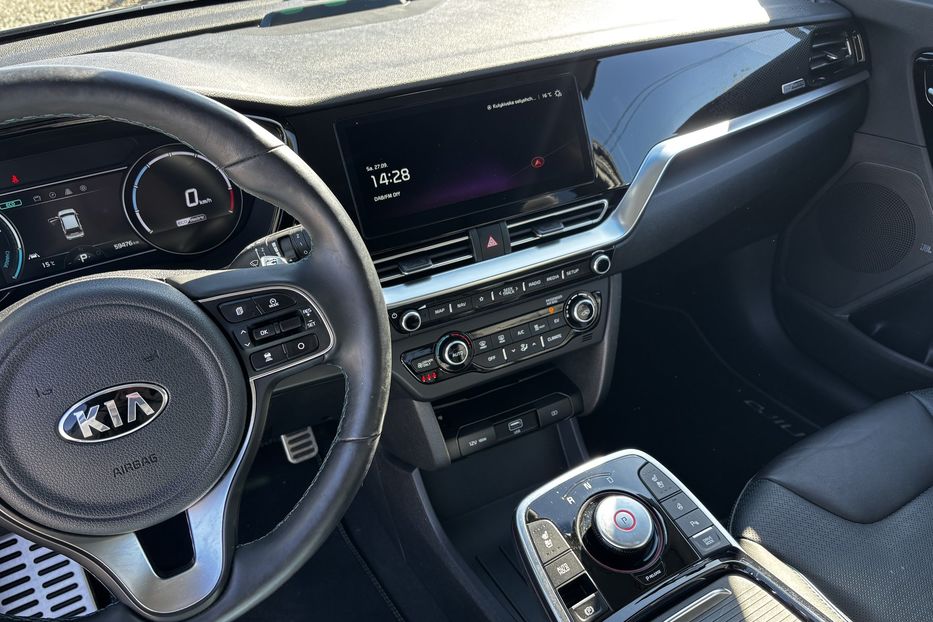 Продам Kia Niro 64 кВт авто у Львові 2021 года в Львове