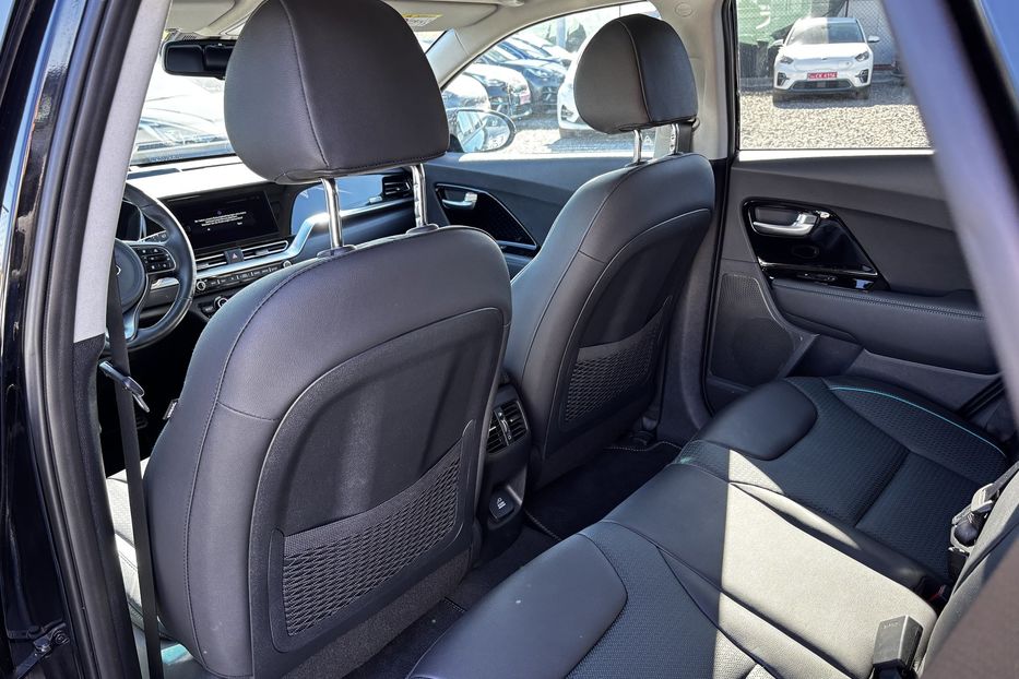 Продам Kia Niro 64 кВт авто у Львові 2021 года в Львове