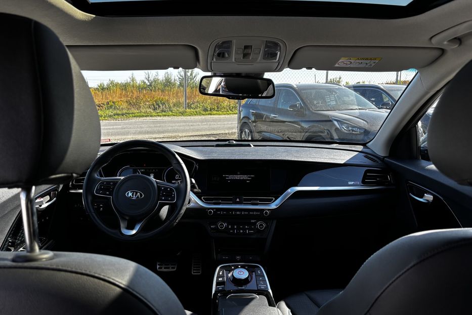 Продам Kia Niro 64 кВт авто у Львові 2021 года в Львове