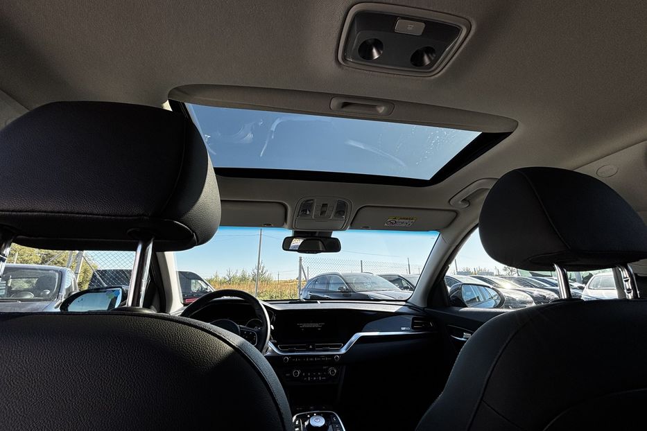 Продам Kia Niro 64 кВт авто у Львові 2021 года в Львове