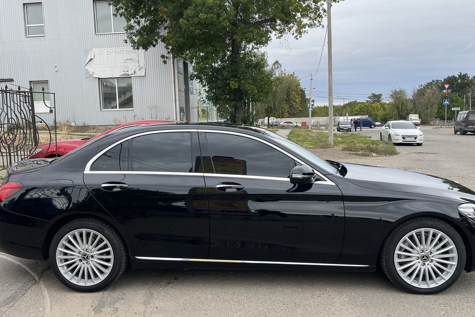 Продам Mercedes-Benz C-Class C 300 2019 года в Николаеве