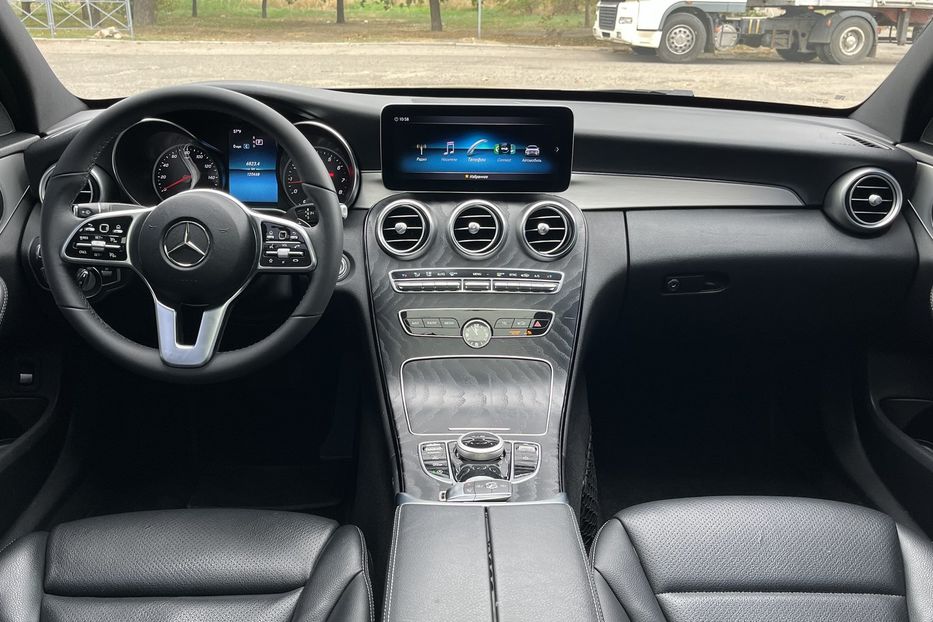 Продам Mercedes-Benz C-Class C 300 2019 года в Николаеве
