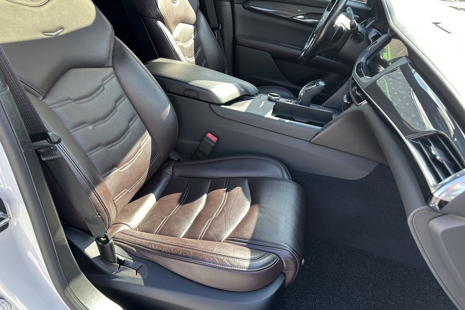 Продам Cadillac CT6 AWD Platinum 2019 года в Киеве