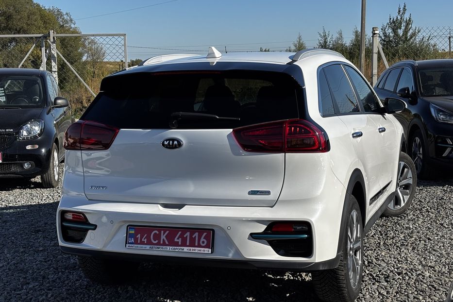 Продам Kia Niro 64квт авто у Львові 2021 года в Львове