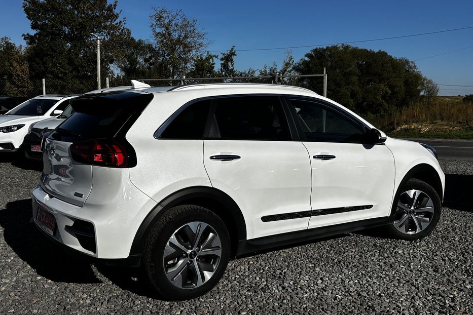 Продам Kia Niro 64квт авто у Львові 2021 года в Львове