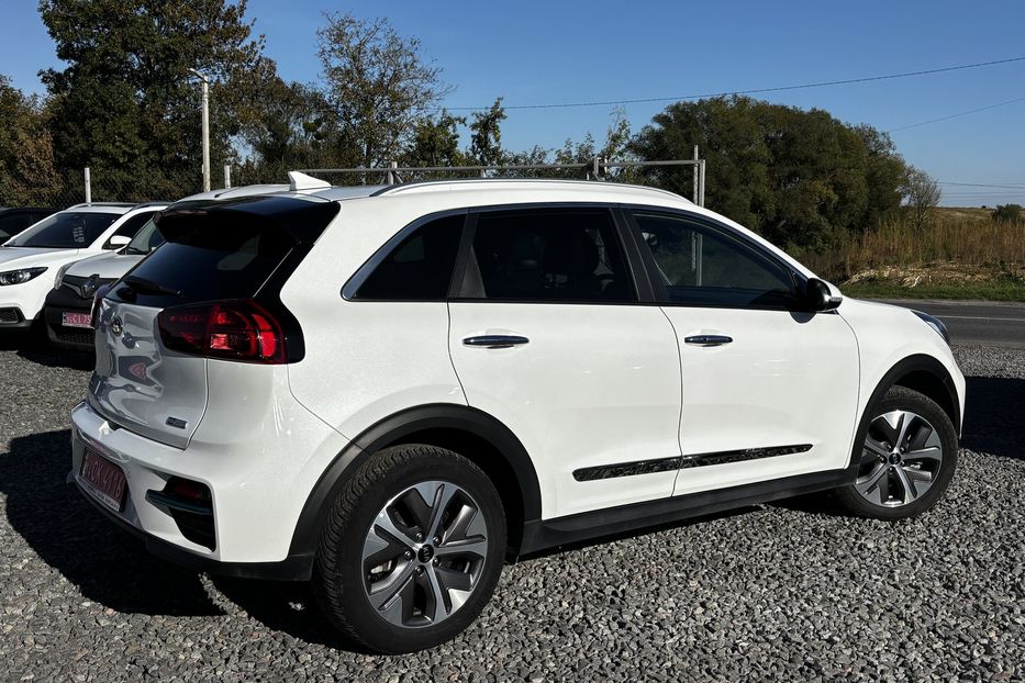 Продам Kia Niro 64квт авто у Львові 2021 года в Львове