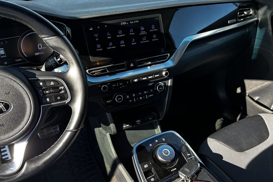 Продам Kia Niro 64квт авто у Львові 2021 года в Львове