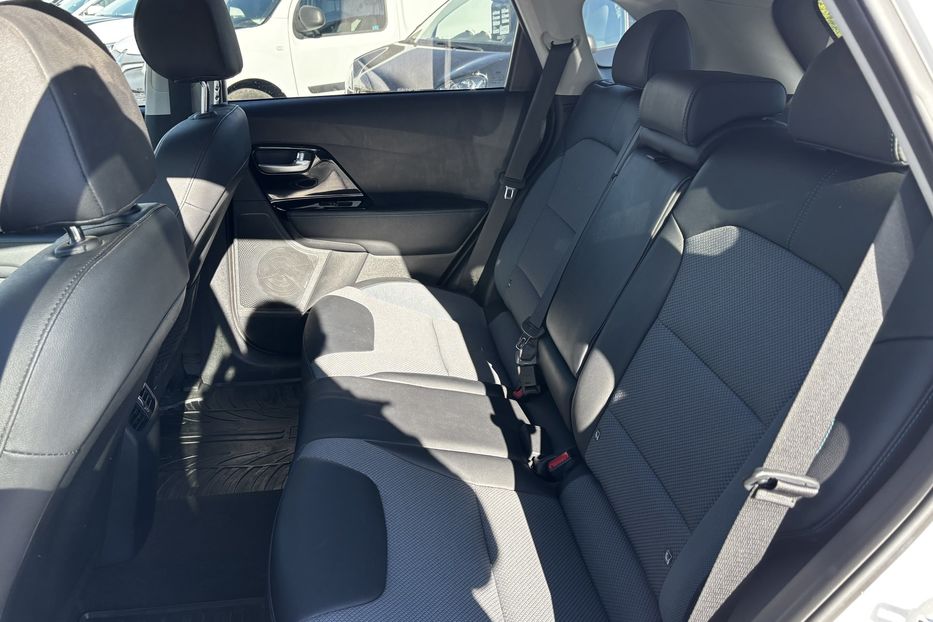 Продам Kia Niro 64квт авто у Львові 2021 года в Львове