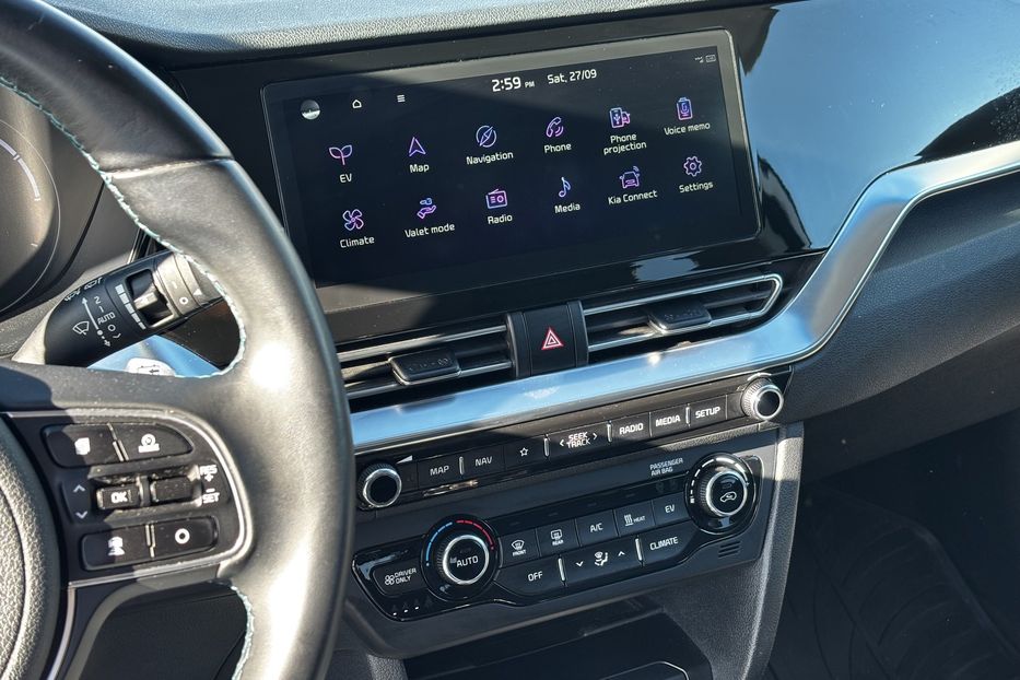 Продам Kia Niro 64квт авто у Львові 2021 года в Львове