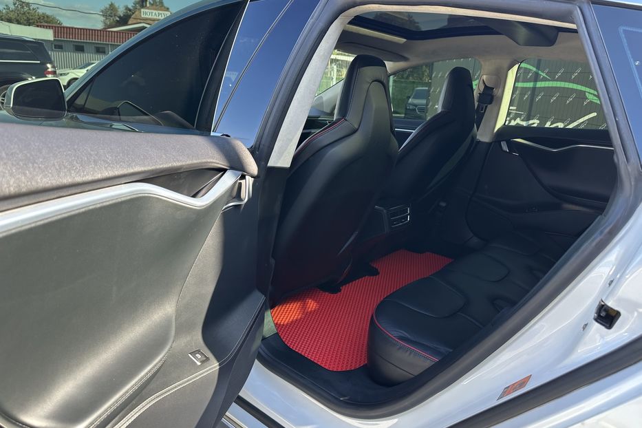 Продам Tesla Model S 85P 2013 года в Киеве