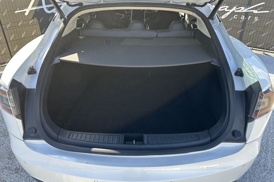 Продам Tesla Model S 85P 2013 года в Киеве