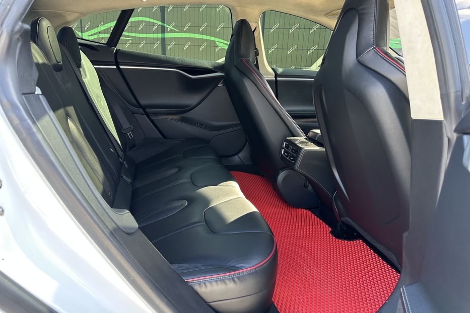 Продам Tesla Model S 85P 2013 года в Киеве