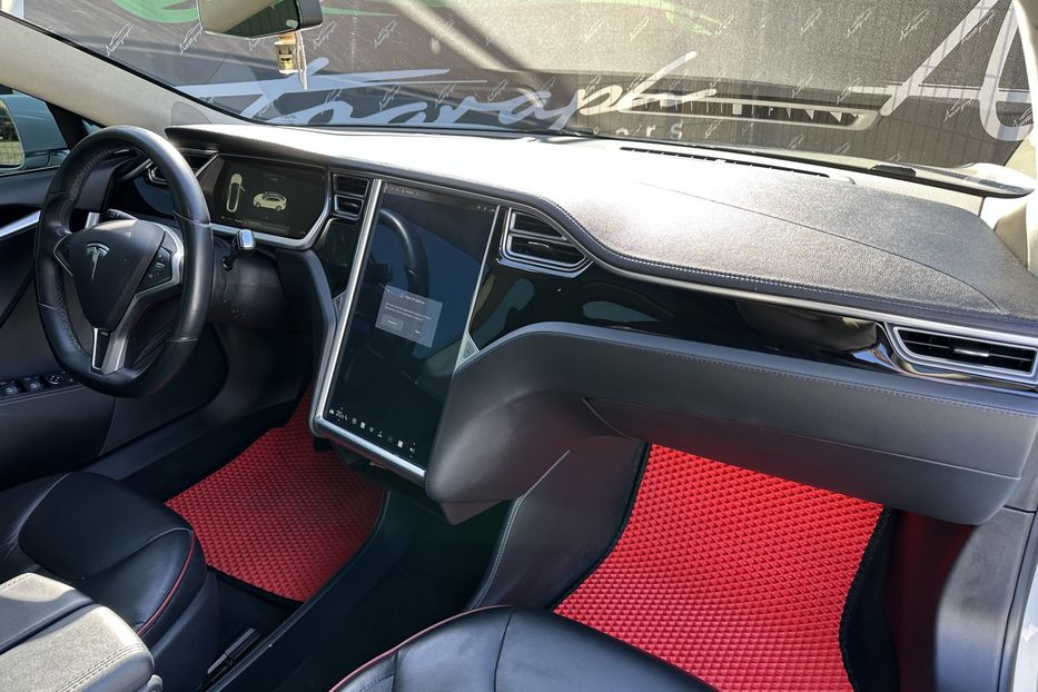 Продам Tesla Model S 85P 2013 года в Киеве