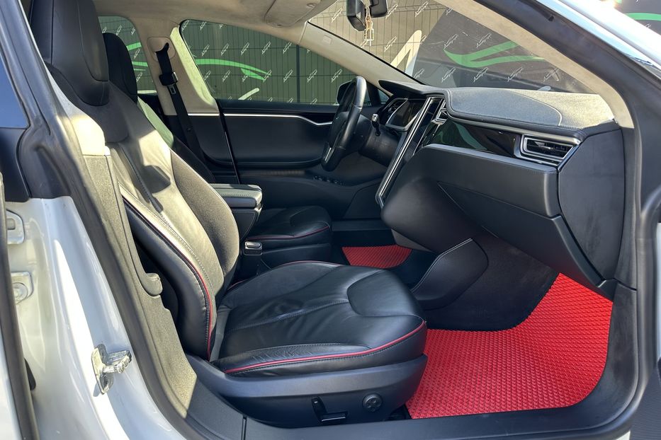 Продам Tesla Model S 85P 2013 года в Киеве