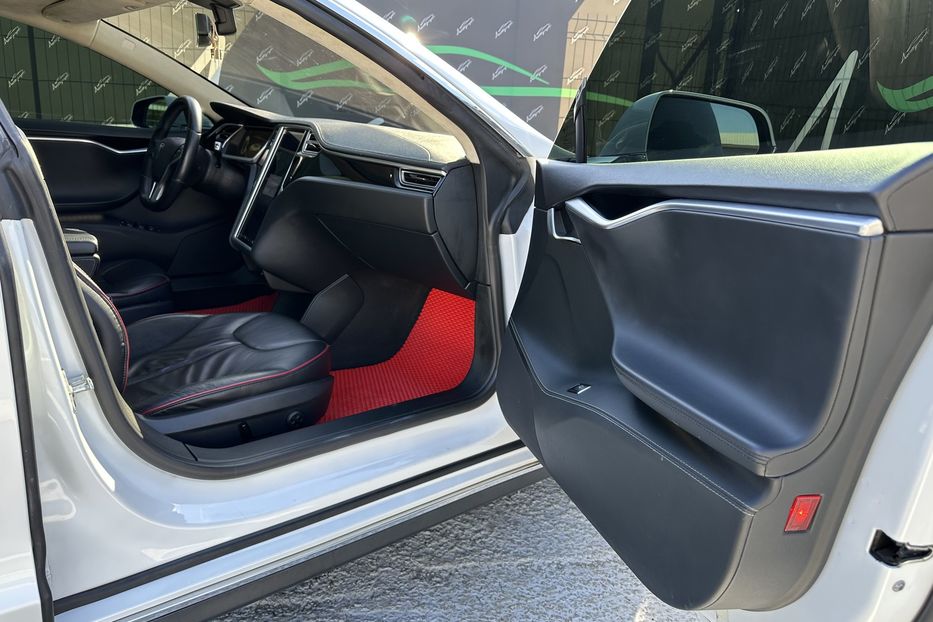 Продам Tesla Model S 85P 2013 года в Киеве