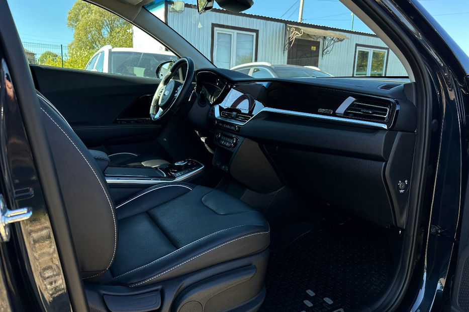 Продам Kia Niro 64 кВт Макс. комплектація 2021 года в Львове