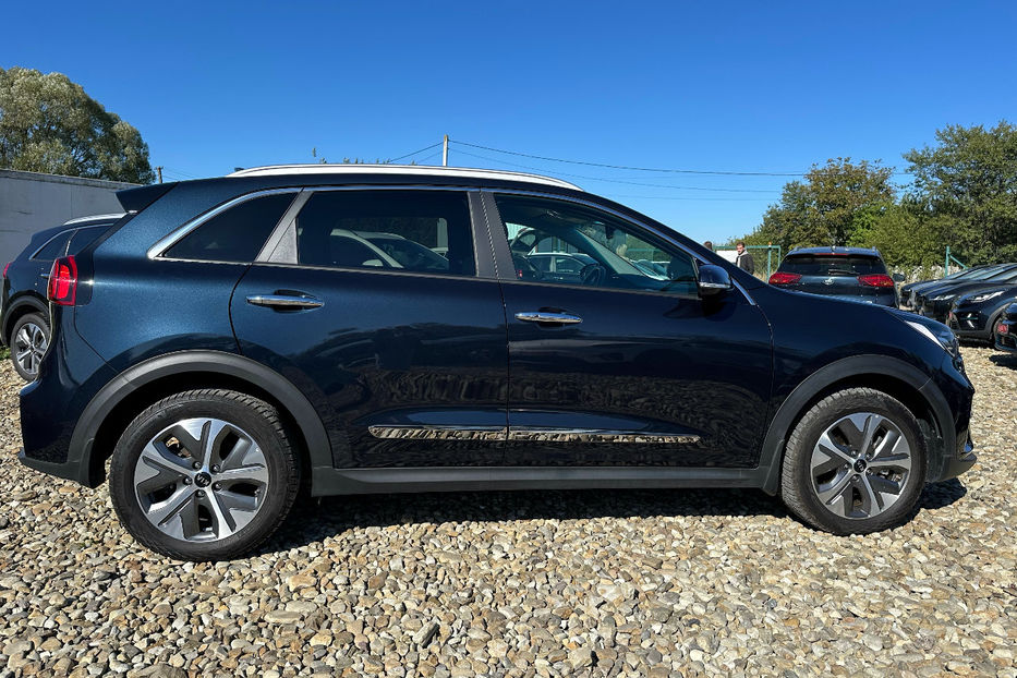 Продам Kia Niro 64 кВт Макс. комплектація 2021 года в Львове