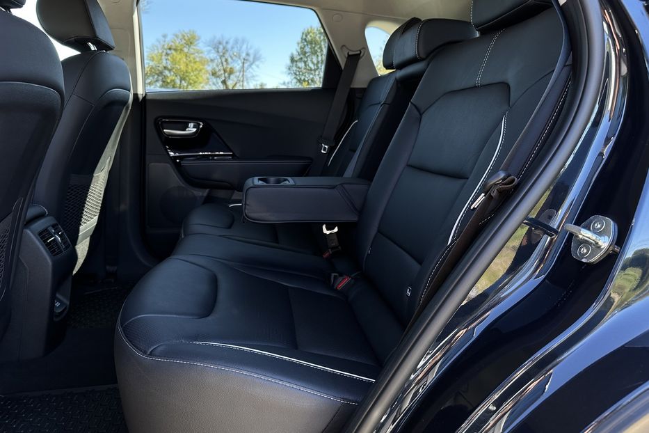 Продам Kia Niro 64 кВт Макс. комплектація 2021 года в Львове