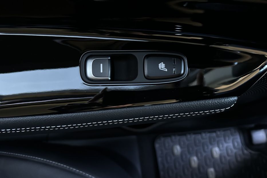 Продам Kia Niro 64 кВт Макс. комплектація 2021 года в Львове