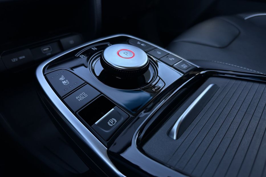 Продам Kia Niro 64 кВт Макс. комплектація 2021 года в Львове