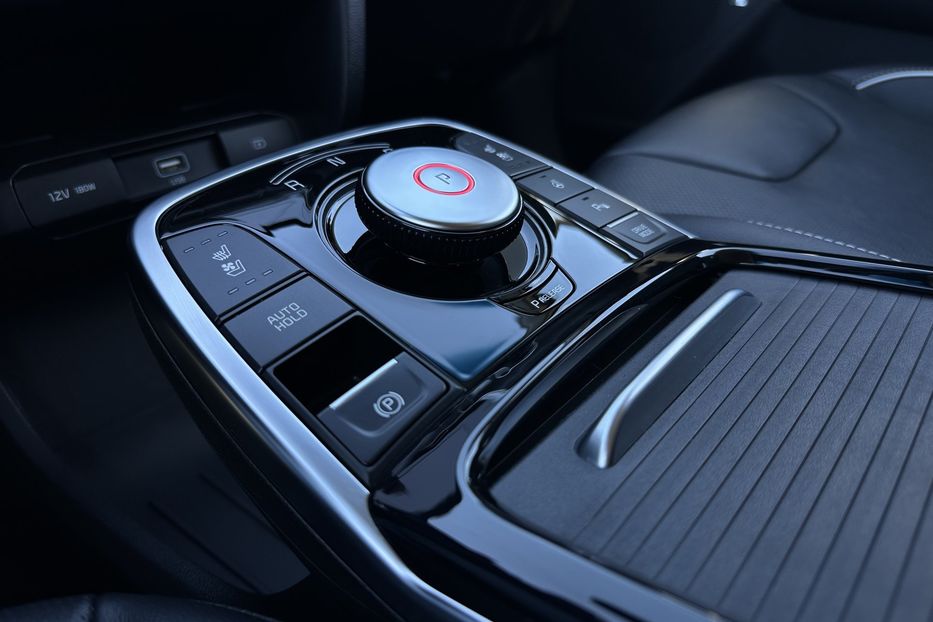 Продам Kia Niro 64 кВт Макс. комплектація 2021 года в Львове
