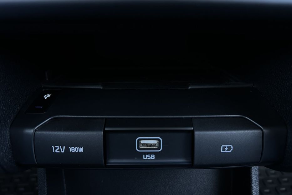 Продам Kia Niro 64 кВт Макс. комплектація 2021 года в Львове