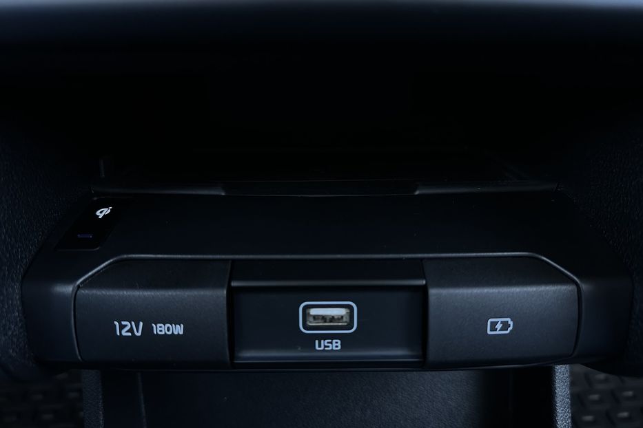 Продам Kia Niro 64 кВт Макс. комплектація 2021 года в Львове