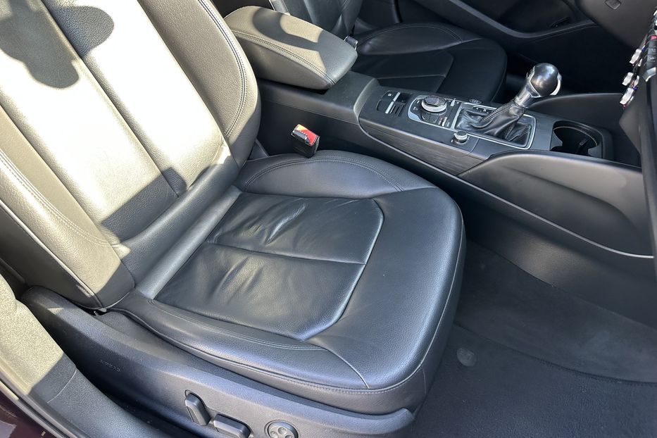 Продам Audi A3 Quattro S-Line 2014 года в Киеве