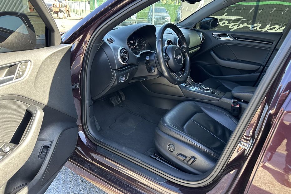 Продам Audi A3 Quattro S-Line 2014 года в Киеве