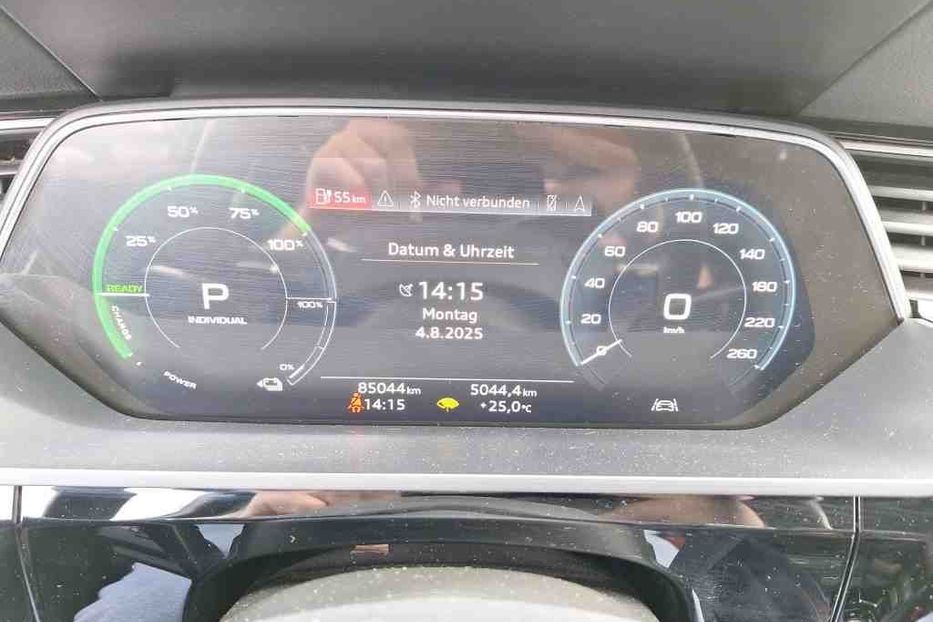 Продам Audi E-Tron 71 KW авто в дорозі  2022 года в Львове