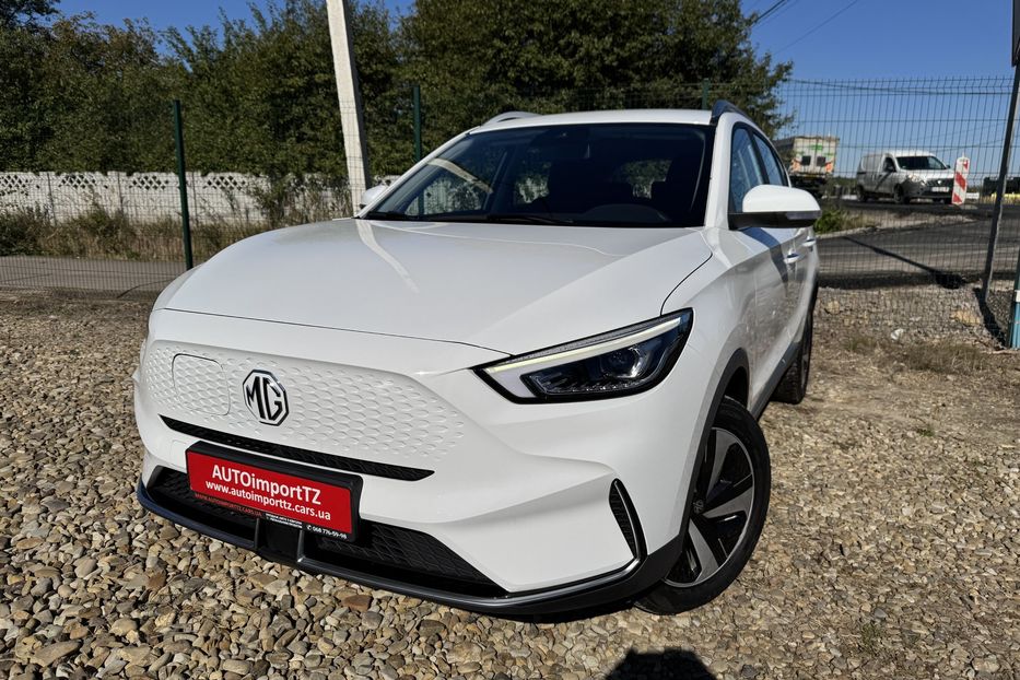 Продам MG 3 ZS EV 72 kWh 130 кВт 2022 года в Львове