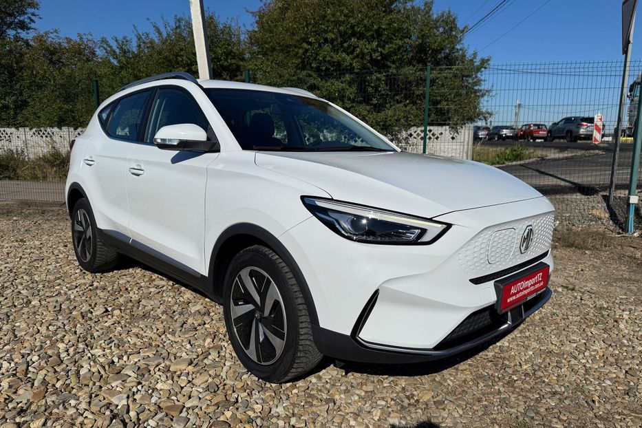 Продам MG 3 ZS EV 72 kWh 130 кВт 2022 года в Львове