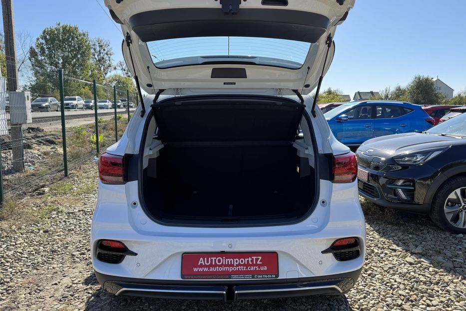 Продам MG 3 ZS EV 72 kWh 130 кВт 2022 года в Львове