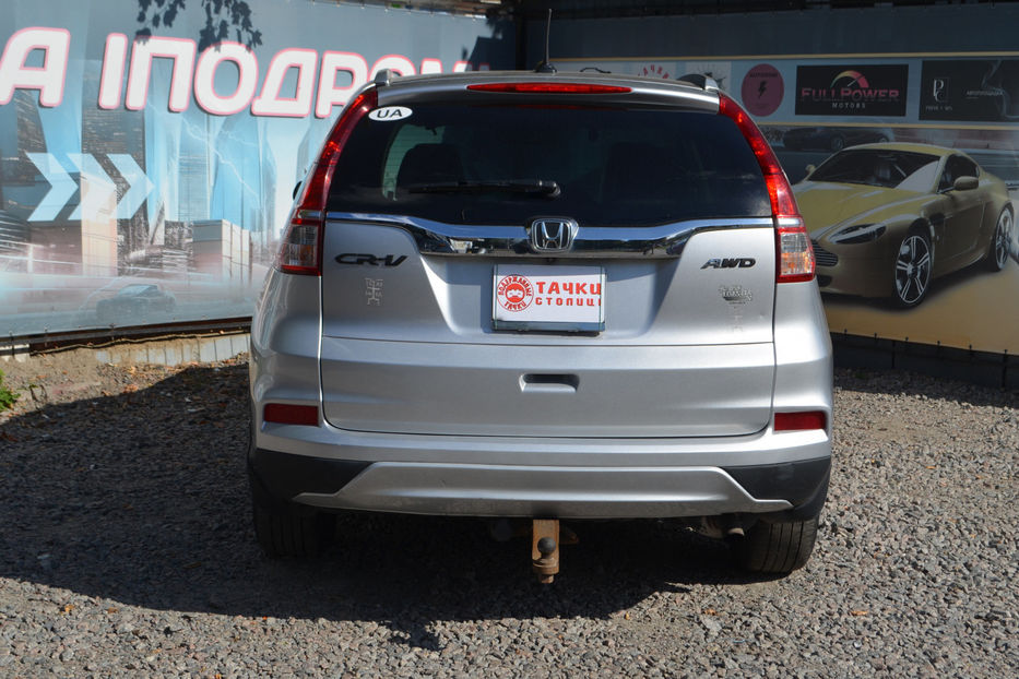 Продам Honda CR-V 2016 года в Киеве