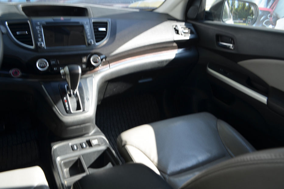 Продам Honda CR-V 2016 года в Киеве