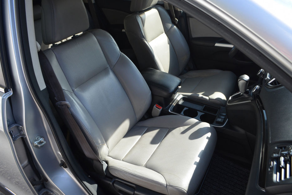 Продам Honda CR-V 2016 года в Киеве