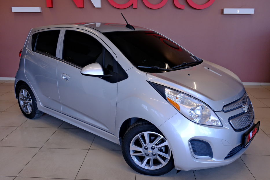 Продам Chevrolet Spark EV 2015 года в Одессе
